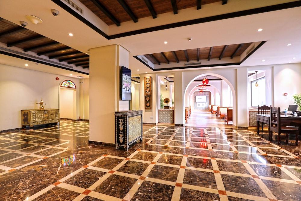 מנאמה Delmon International Hotel מראה חיצוני תמונה