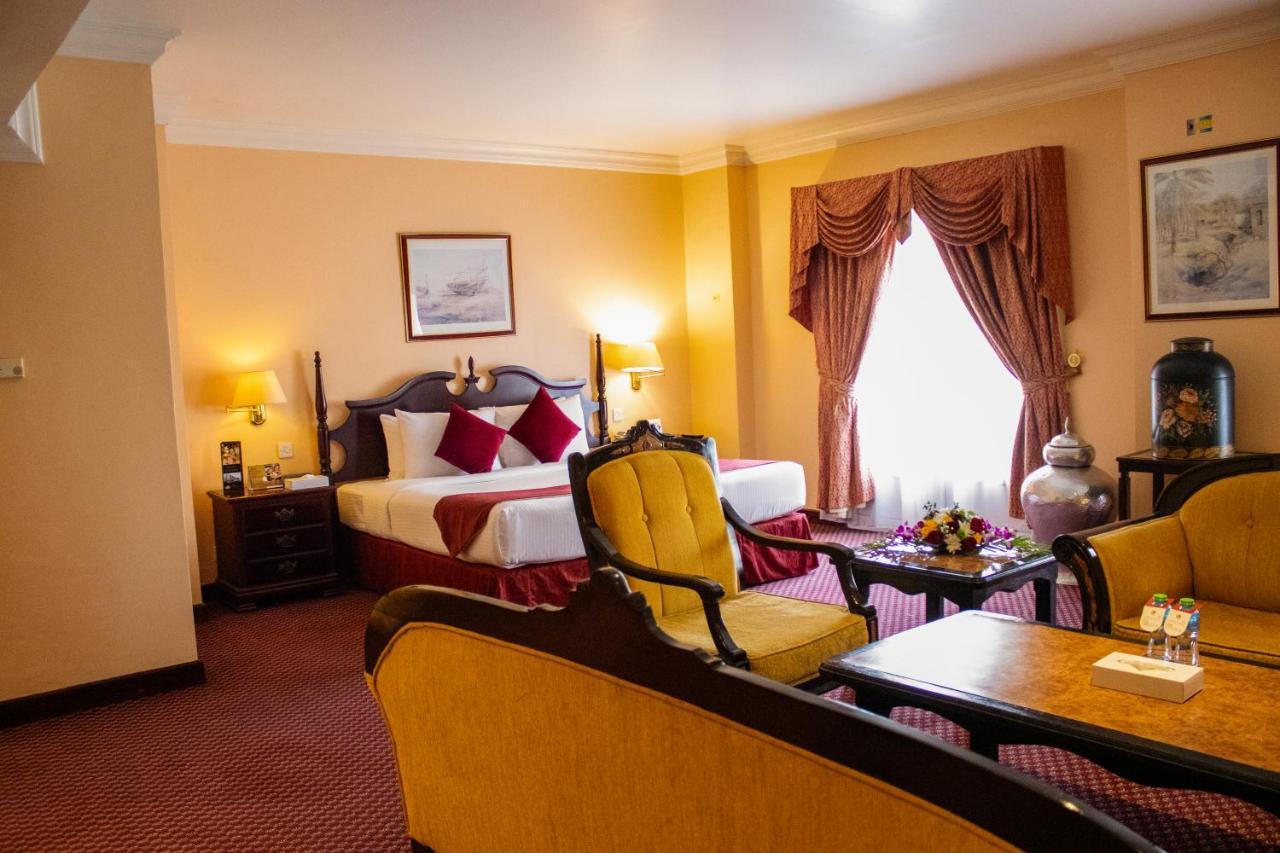 מנאמה Delmon International Hotel מראה חיצוני תמונה