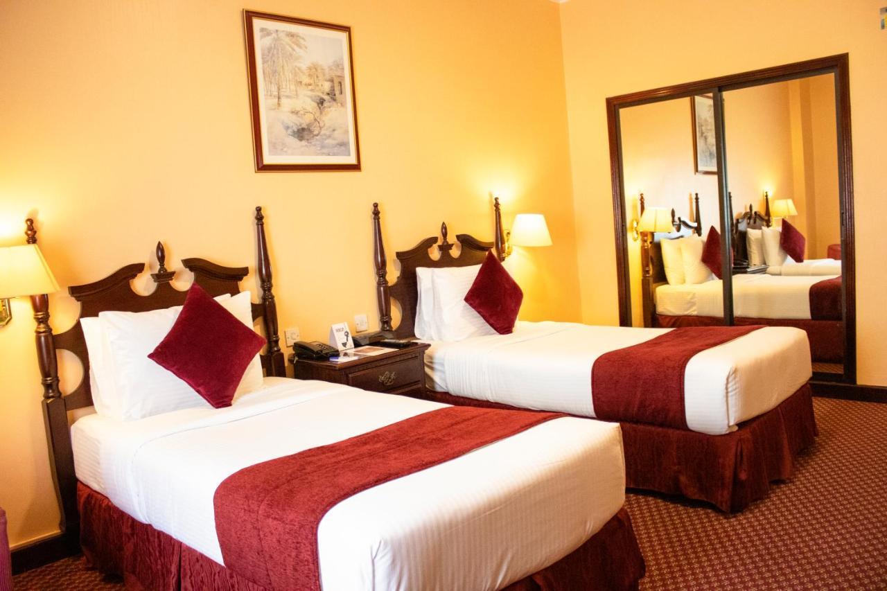 מנאמה Delmon International Hotel מראה חיצוני תמונה