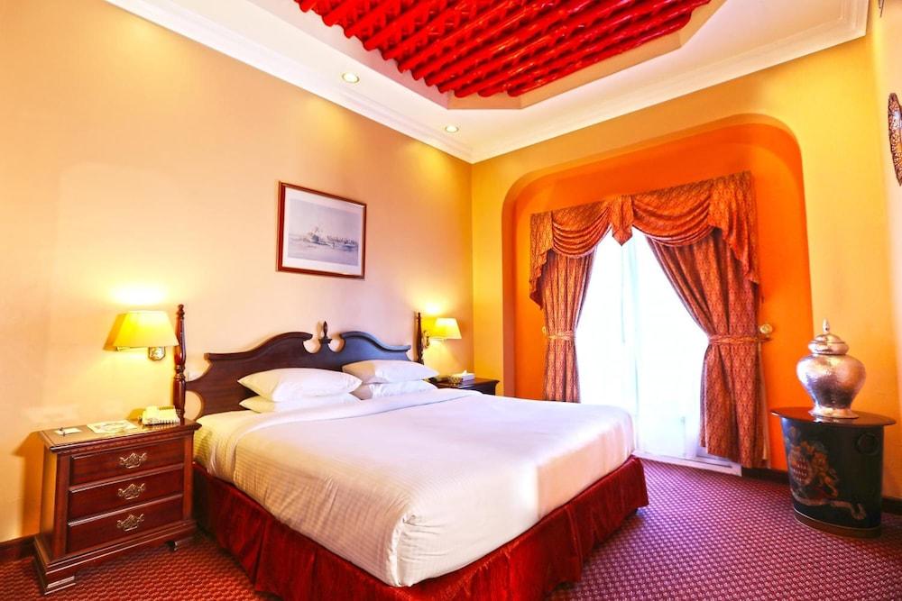 מנאמה Delmon International Hotel מראה חיצוני תמונה