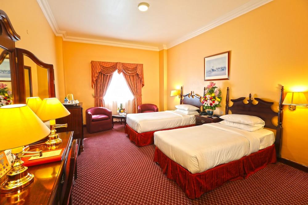 מנאמה Delmon International Hotel מראה חיצוני תמונה