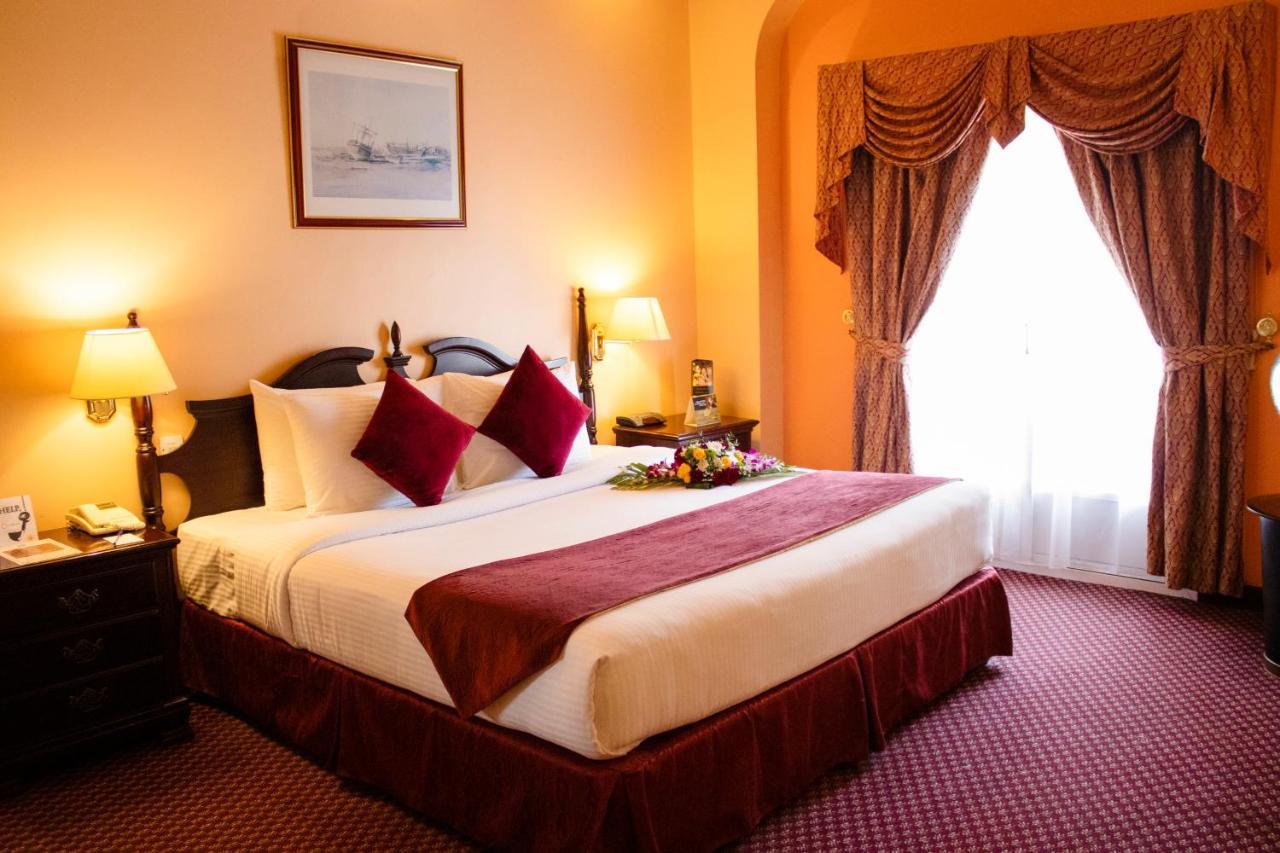 מנאמה Delmon International Hotel מראה חיצוני תמונה