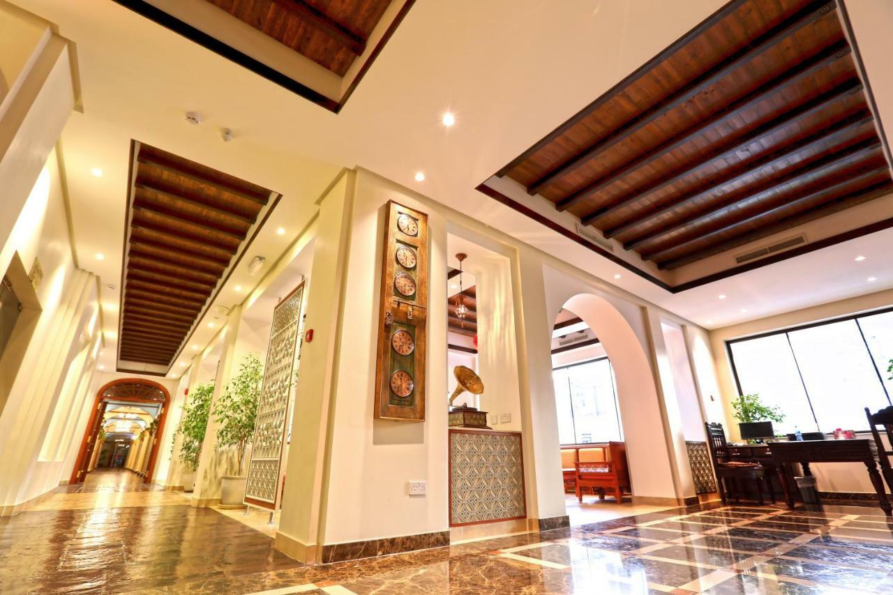 מנאמה Delmon International Hotel מראה חיצוני תמונה