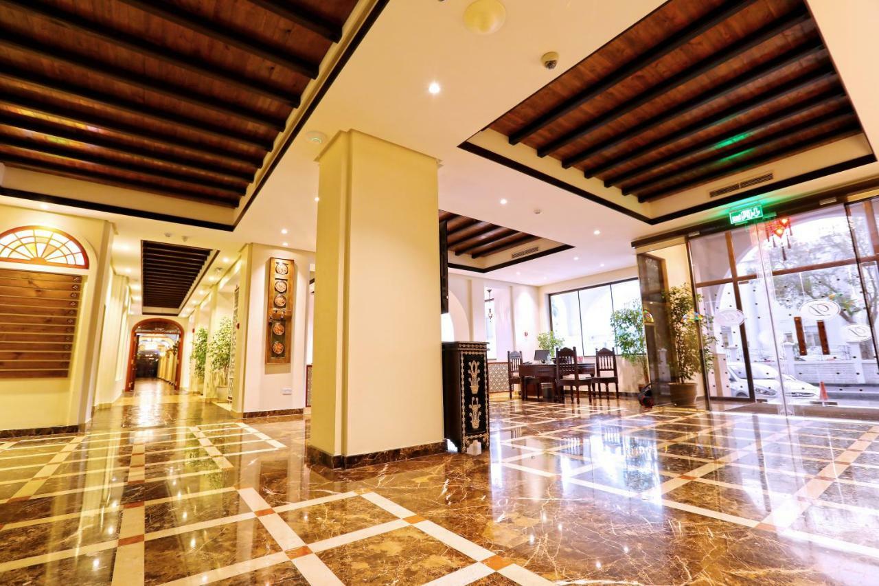 מנאמה Delmon International Hotel מראה חיצוני תמונה